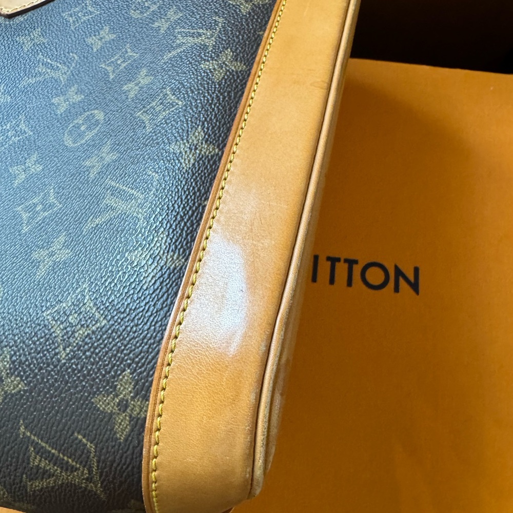 Louis Vuitton Black and Tan Women's Bag - Picture 4 of 7